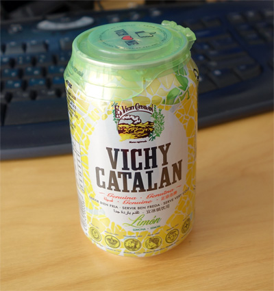 Газировка в жестянках 